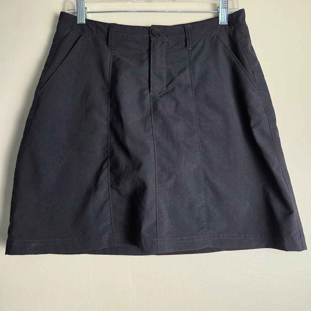 Patagonia Women Black Hiking Skort Size 4 Activewear Outdoor Travel Mini Skirt